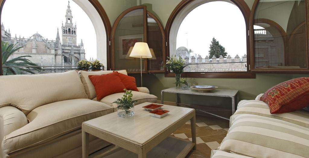 Suite Alcazar Sevilla Habitación foto